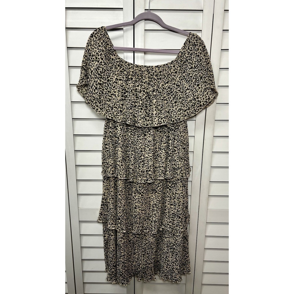 Entro Leopard Print Tiered Off The Shoulder Dress Women's Size Large